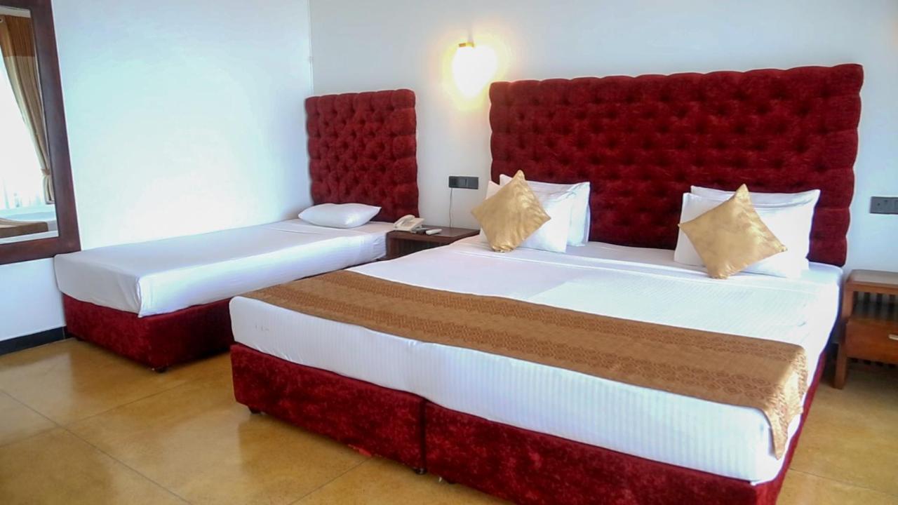 Samudra Beach Resort Tangalle Kültér fotó