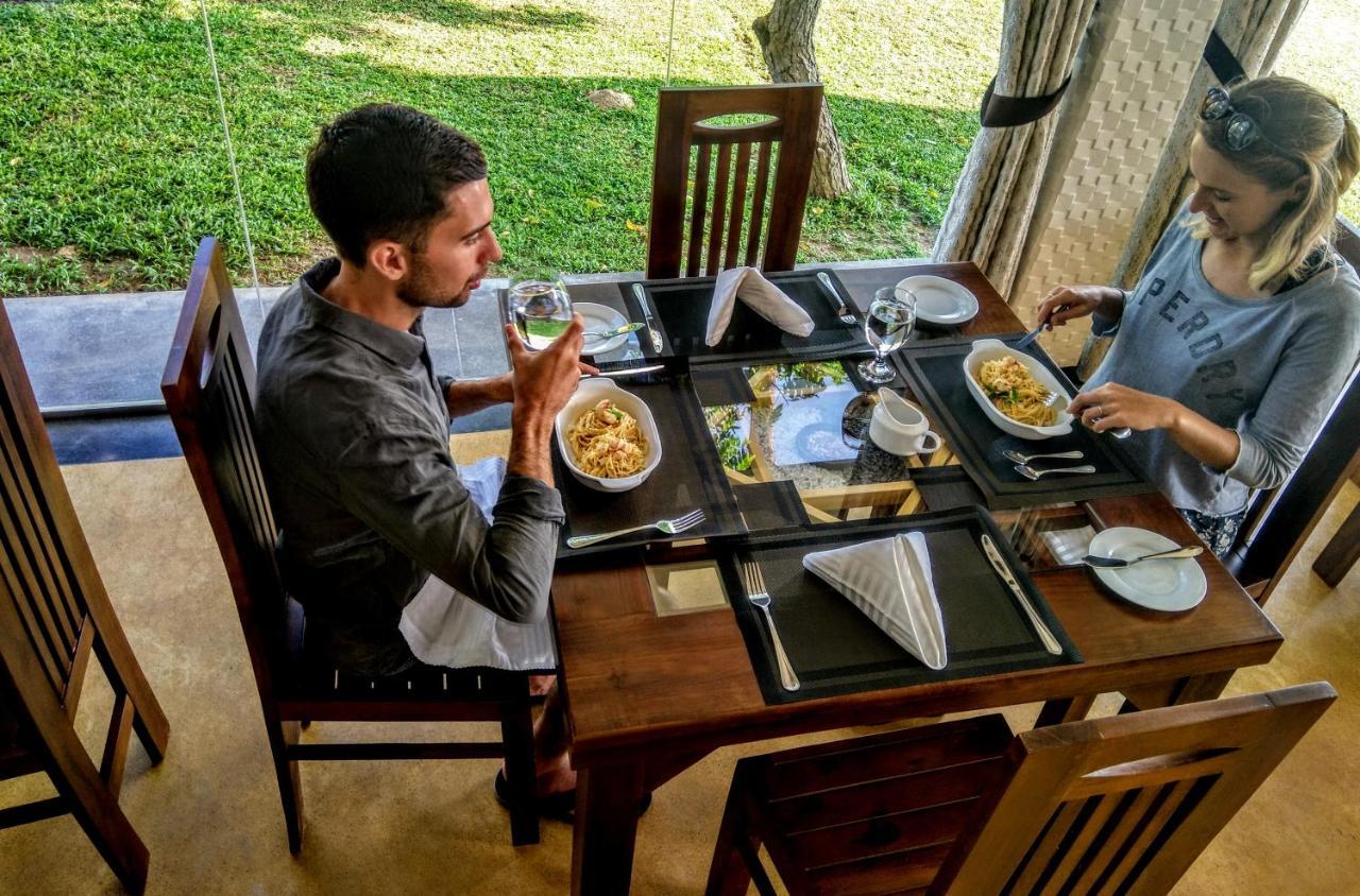 Samudra Beach Resort Tangalle Kültér fotó